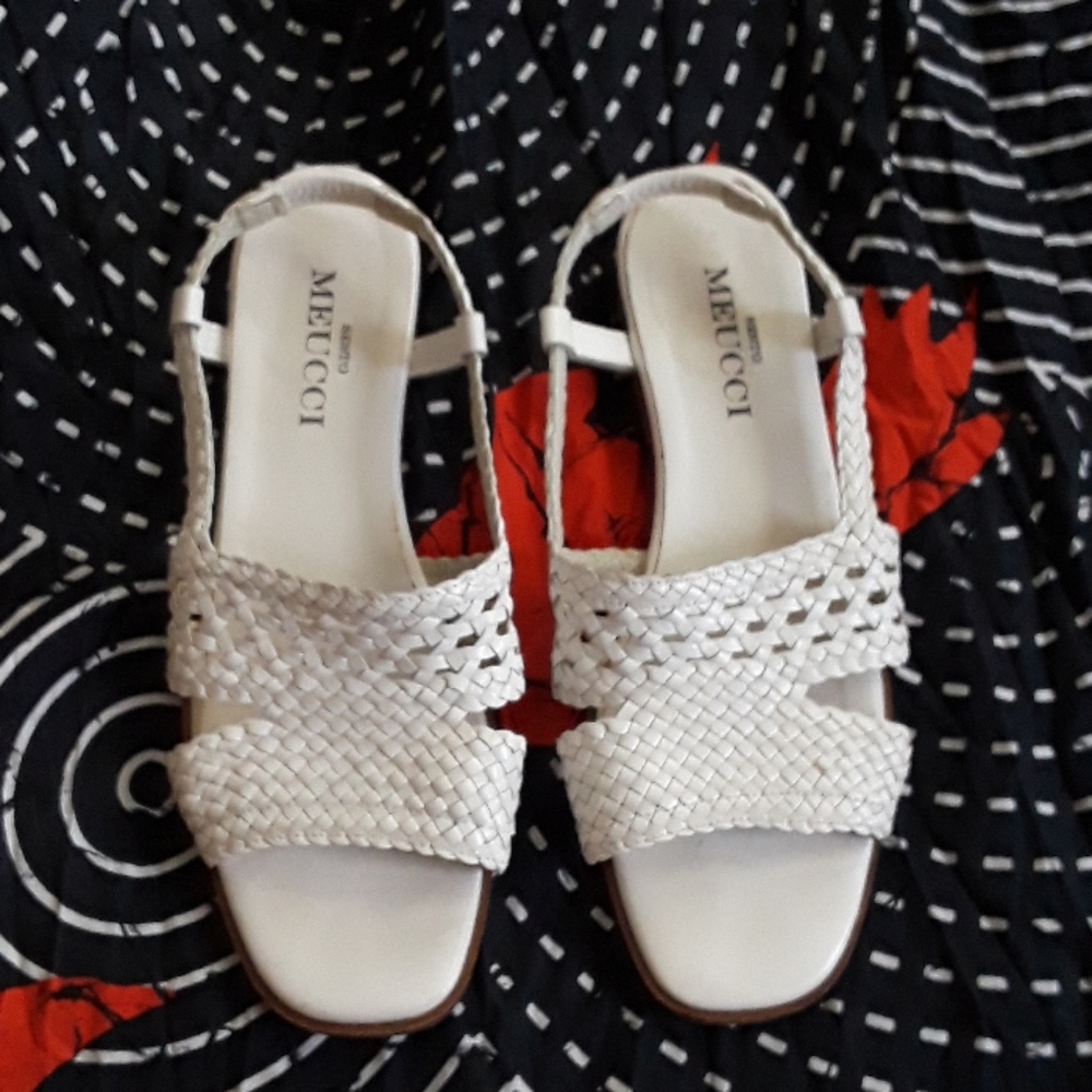 SESTO MEUCCI woven sandals